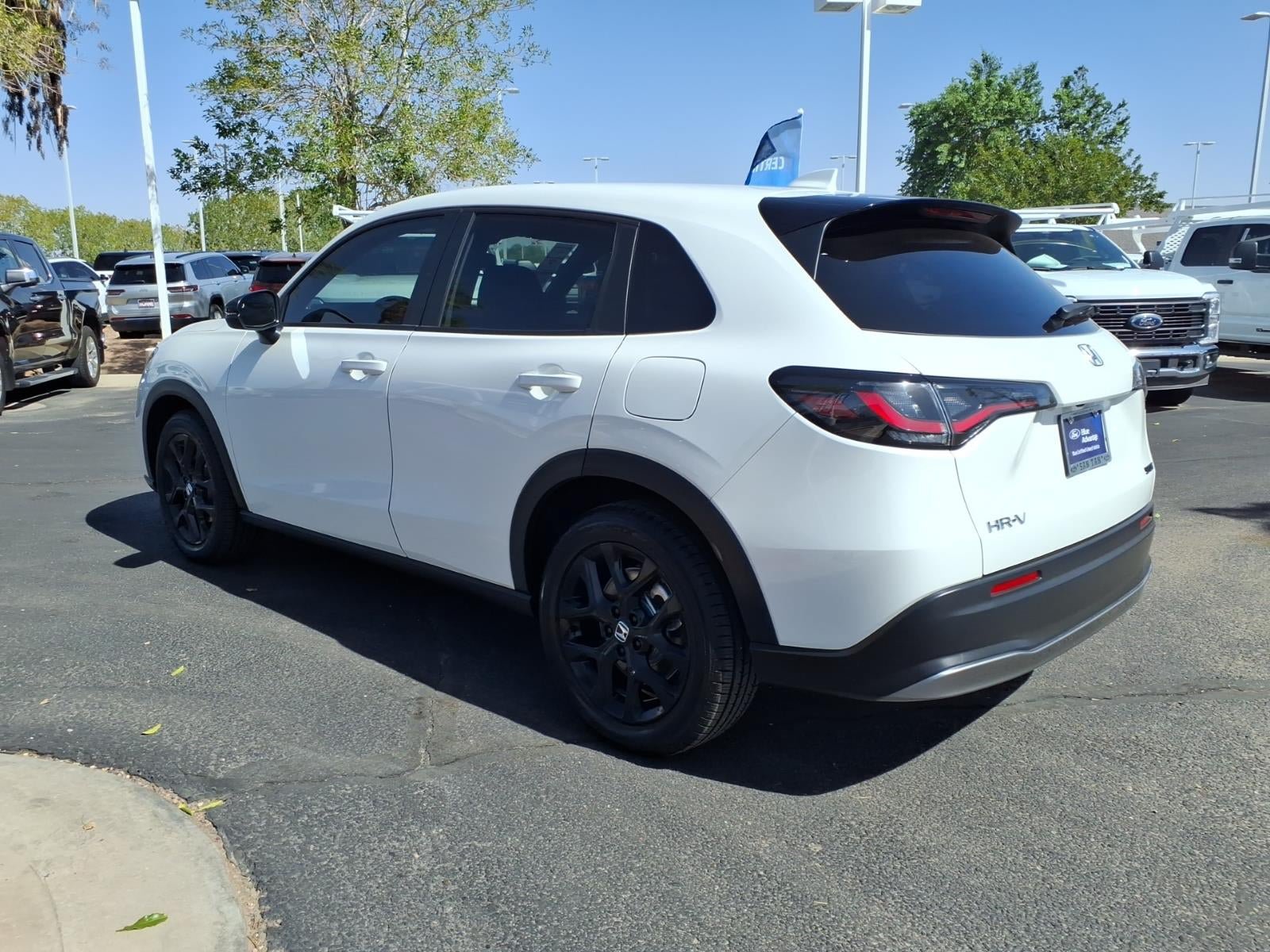 Used 2023 Honda HR-V Sport image 6