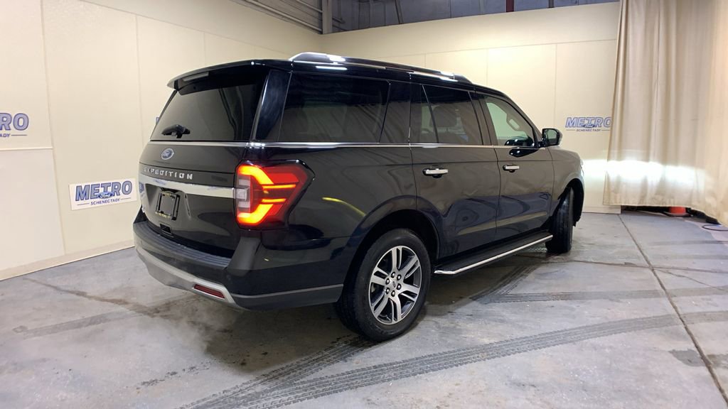 Certified 2023 Ford Expedition Limited AWD/4WD image 3