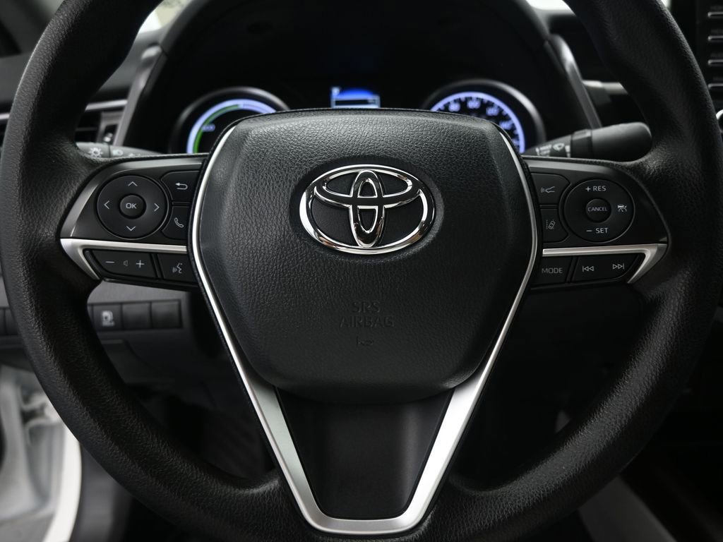 Used 2023 Toyota Camry LE image 37