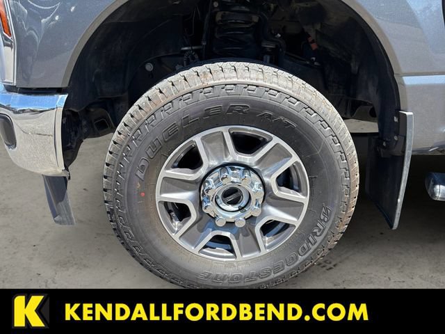 Certified 2025 Ford F350 Lariat w/ FX4 Off-Road Package AWD/4WD image 14