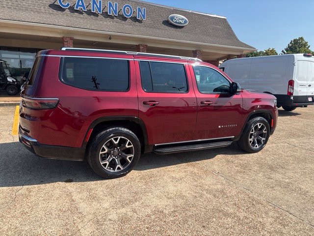 Used 2024 Jeep Wagoneer Series III AWD/4WD image 5