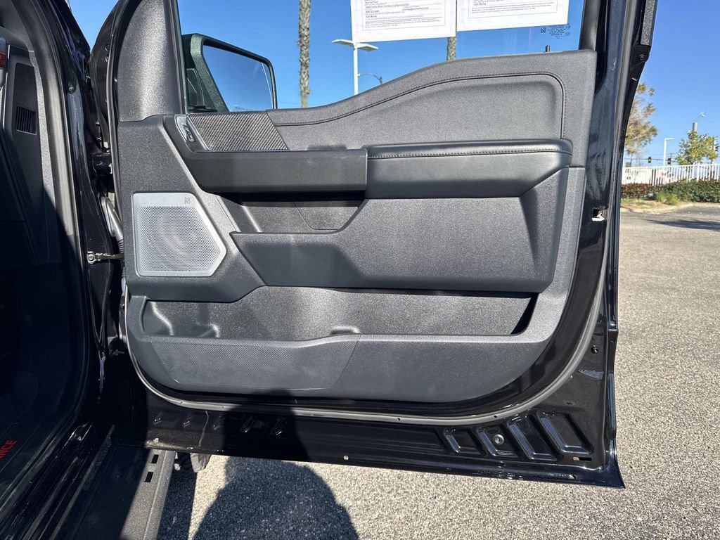 Certified 2023 Ford F150 Raptor w/ Raptor Carbon Fiber Package image 28