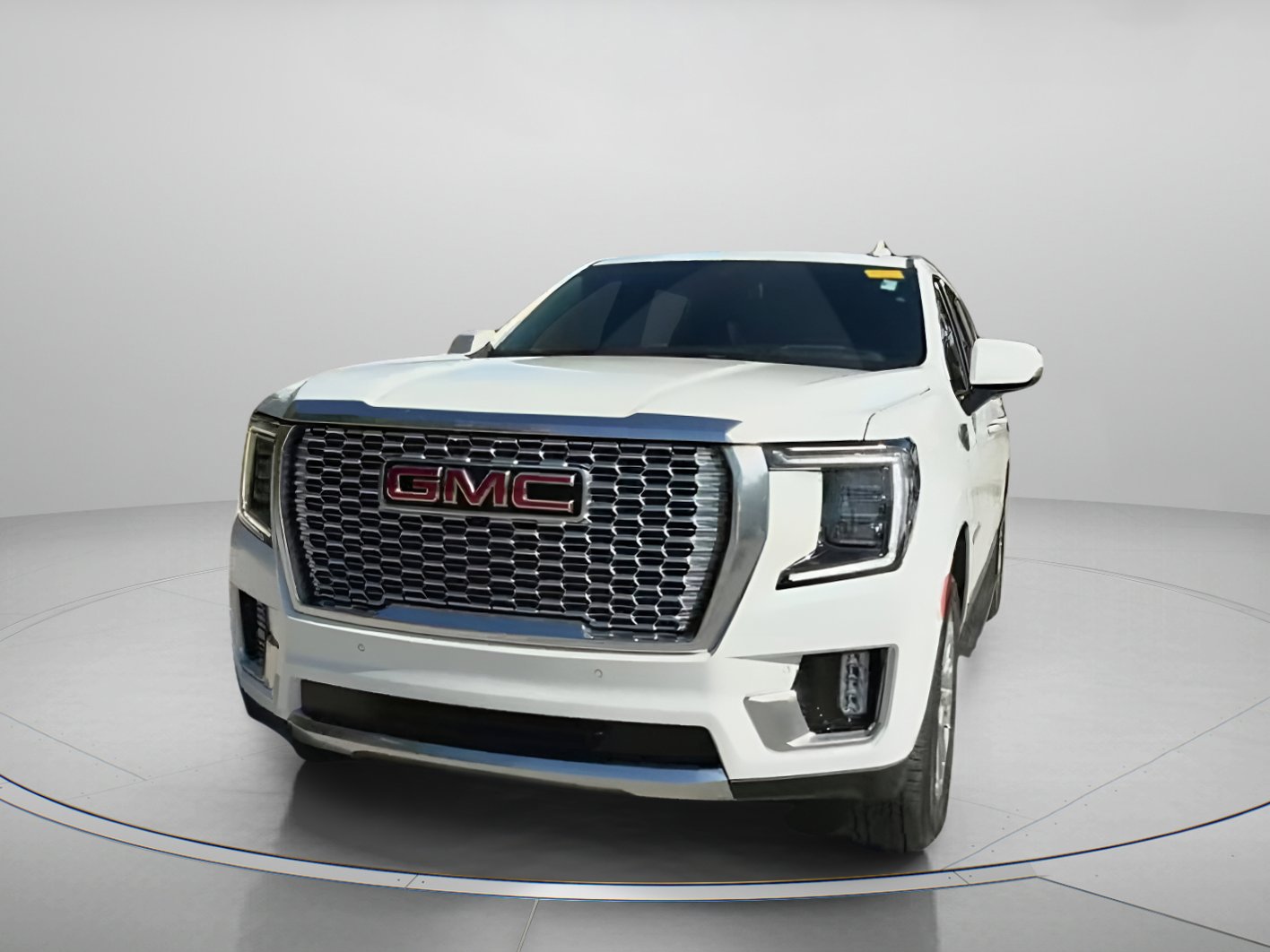 Used 2024 GMC Yukon XL Denali image 8