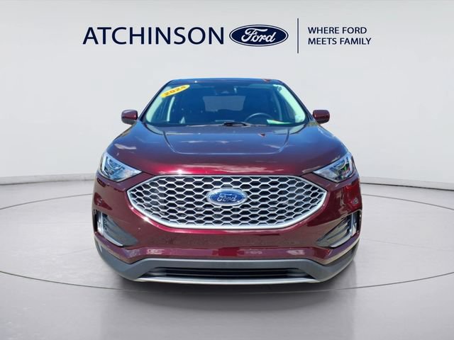 Certified 2024 Ford Edge SEL w/ Convenience Package AWD/4WD image 2