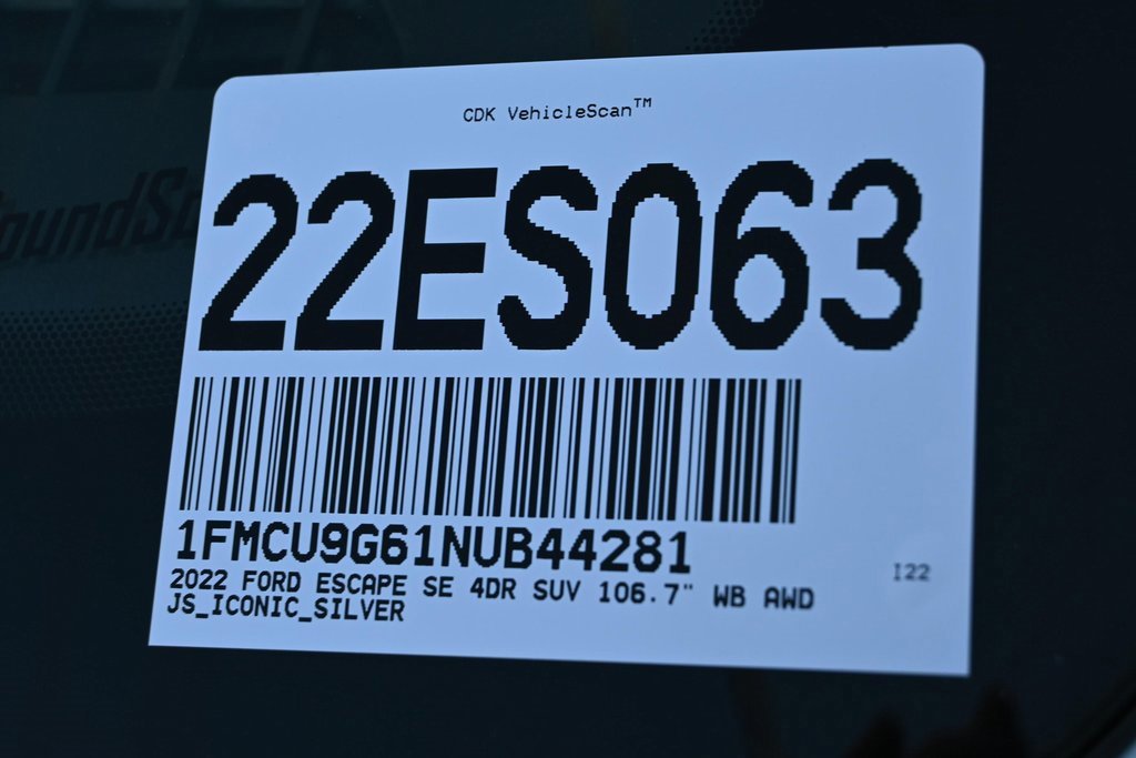 Certified 2022 Ford Escape SE w/ SE Sport Appearance Package image 39