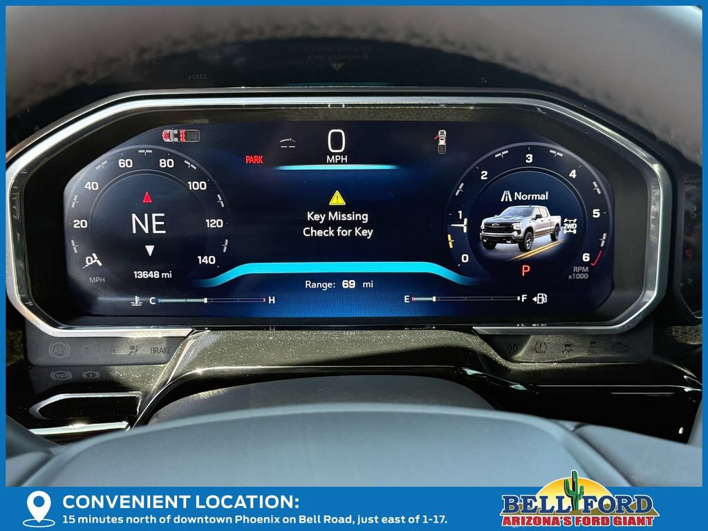 Used 2026 Chevrolet Silverado 1500 LT Trail Boss w/ LT Trail Boss Premium Package AWD/4WD image 17
