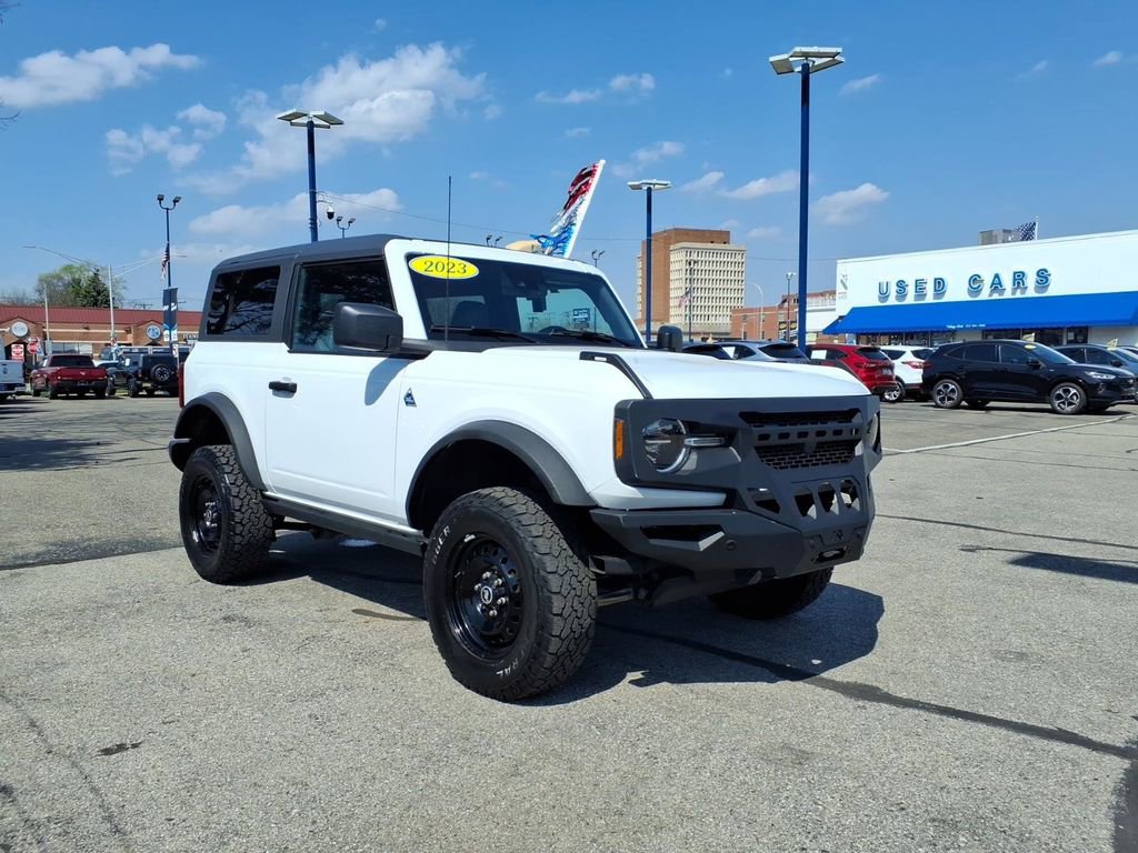 Certified 2023 Ford Bronco Black Diamond AWD/4WD image 3