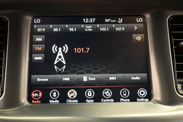 Used 2019 Dodge Charger R/T w/ Plus Group RWD image 30