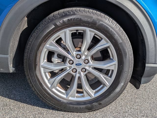 Certified 2023 Ford Explorer XLT w/ Equipment Group 202A RWD image 11