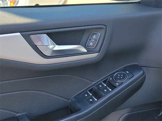 Certified 2022 Ford Escape SEL image 9