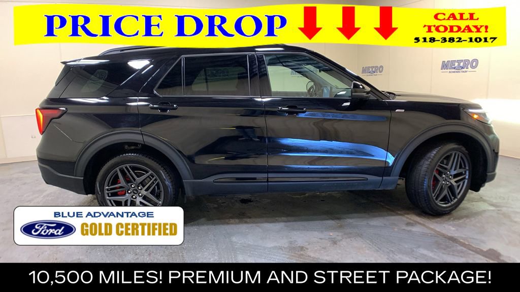 Certified 2025 Ford Explorer ST-Line w/ Premium Package AWD/4WD image 2