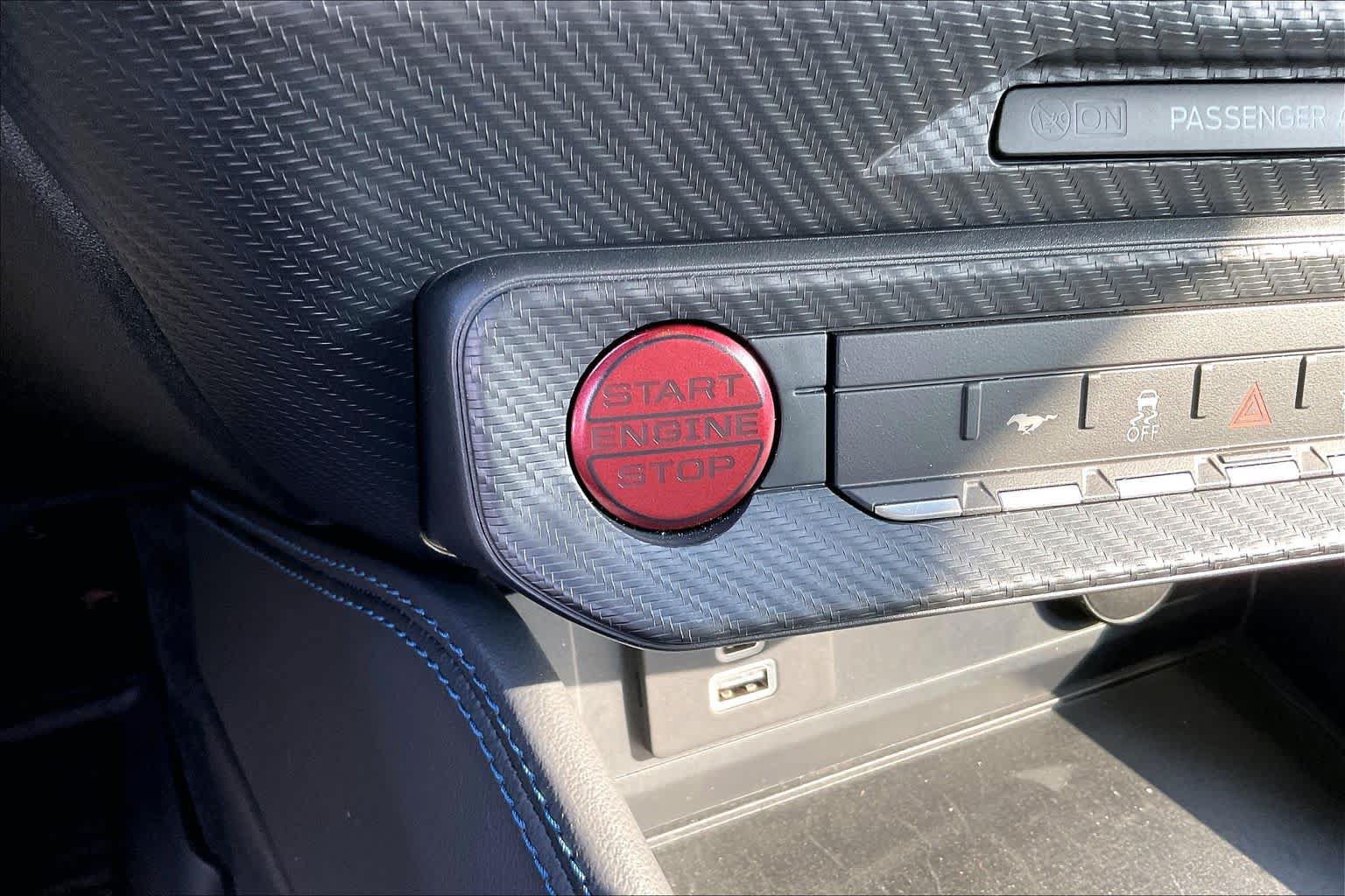 Certified 2025 Ford Mustang Dark Horse RWD image 26