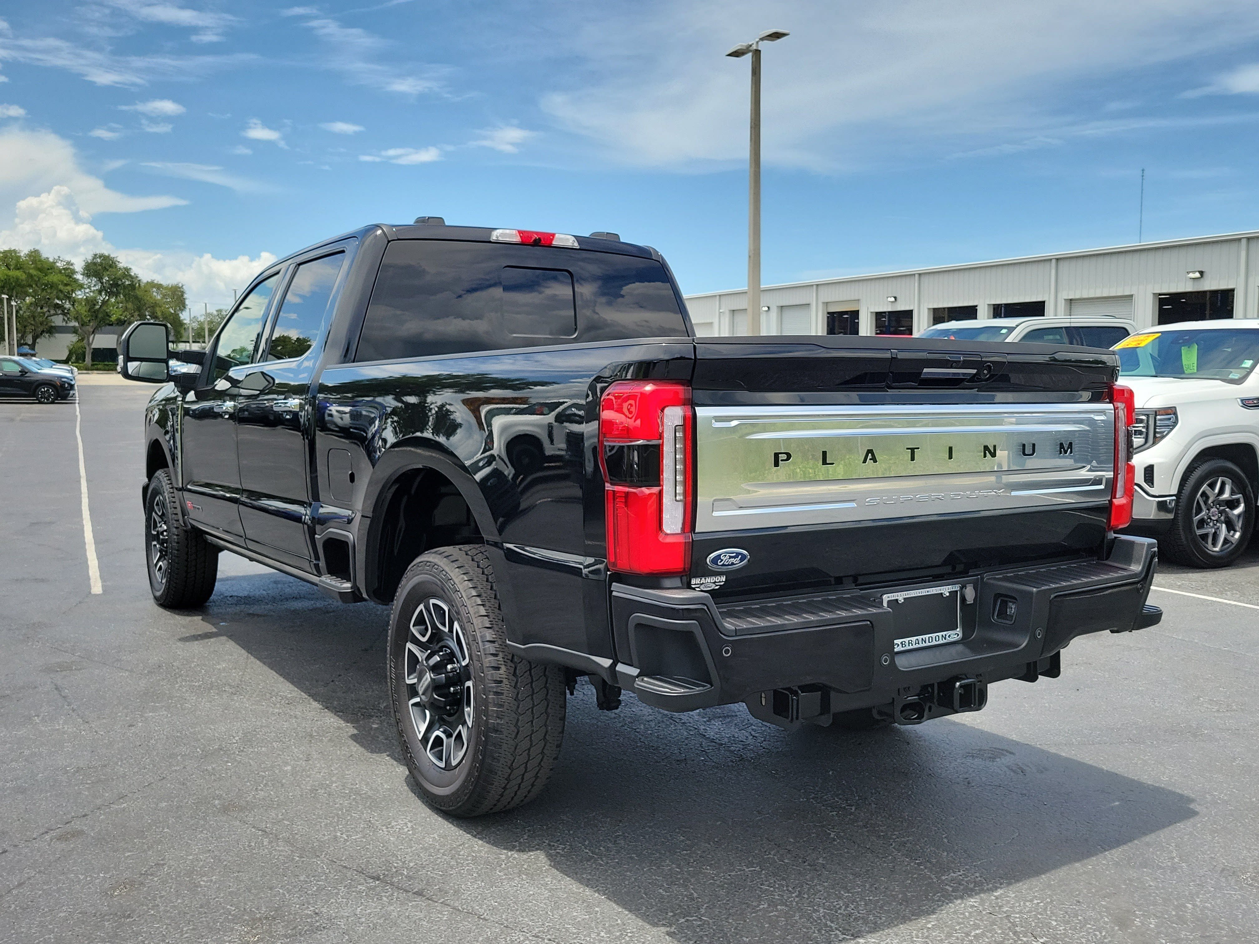 Certified 2024 Ford F250 Platinum AWD/4WD image 7