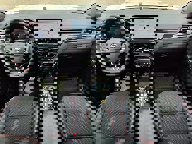 Certified 2024 Ford Escape ST-Line w/ Tech Pack #1 image 17