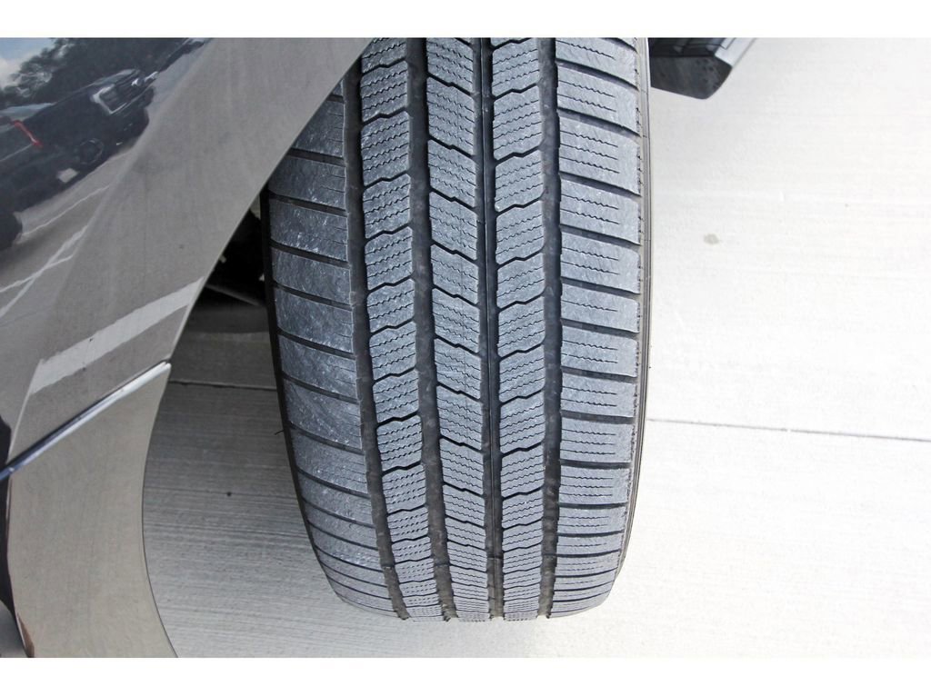 Used 2020 GMC Yukon Denali w/ Denali Ultimate Package image 30