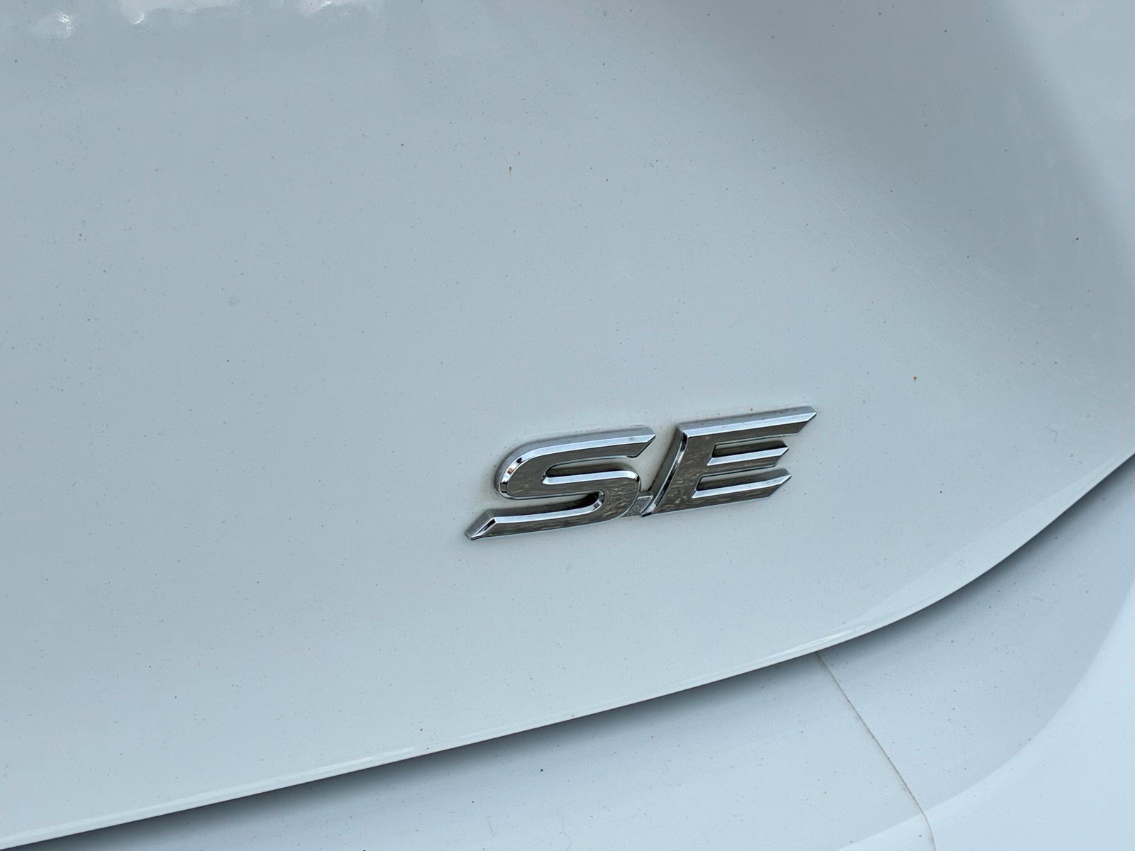 Used 2025 Toyota Camry SE FWD image 12