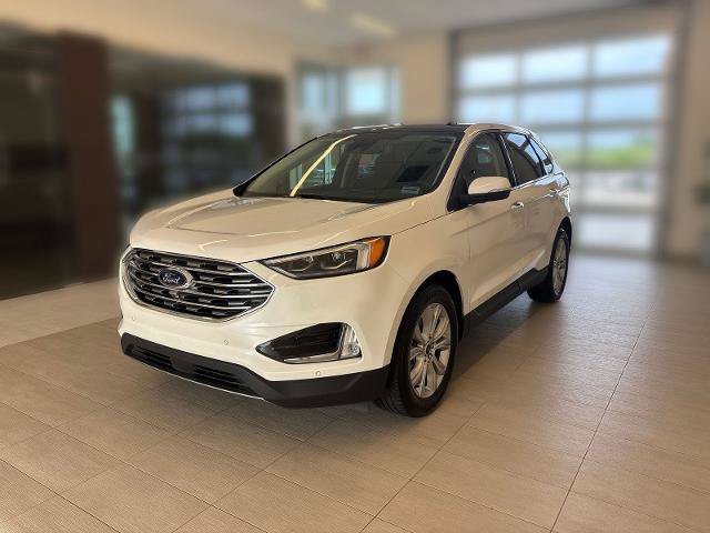 Certified 2024 Ford Edge Titanium w/ Equipment Group 301A AWD/4WD image 4