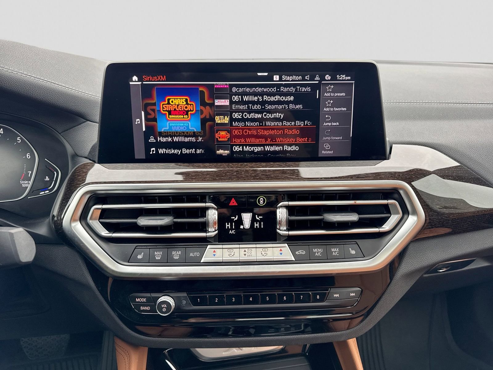 Used 2022 BMW X4 xDrive30i AWD/4WD image 30