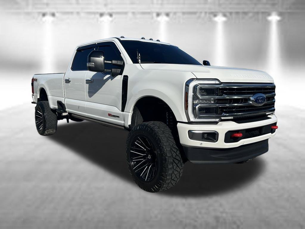 Certified 2025 Ford F350 Platinum w/ Platinum Plus Package AWD/4WD image 2