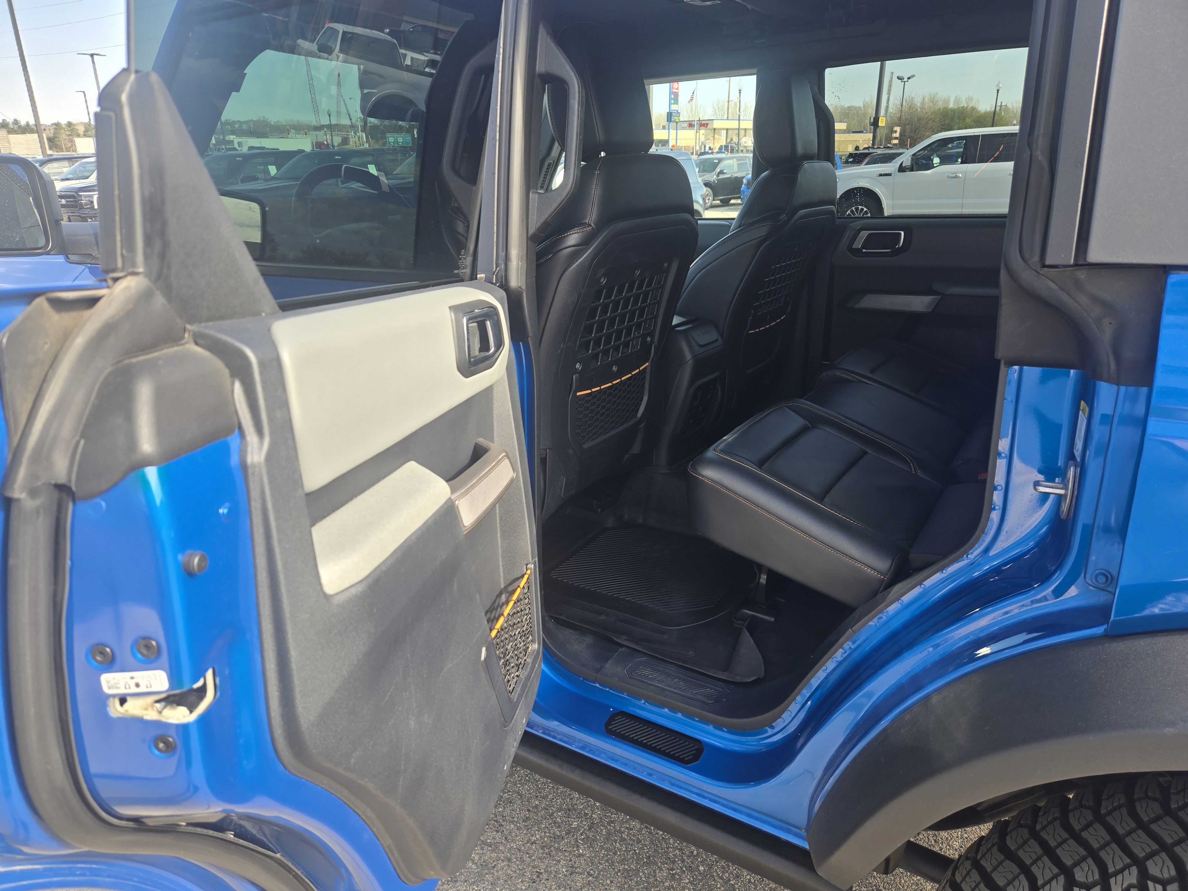Certified 2022 Ford Bronco Badlands AWD/4WD image 11