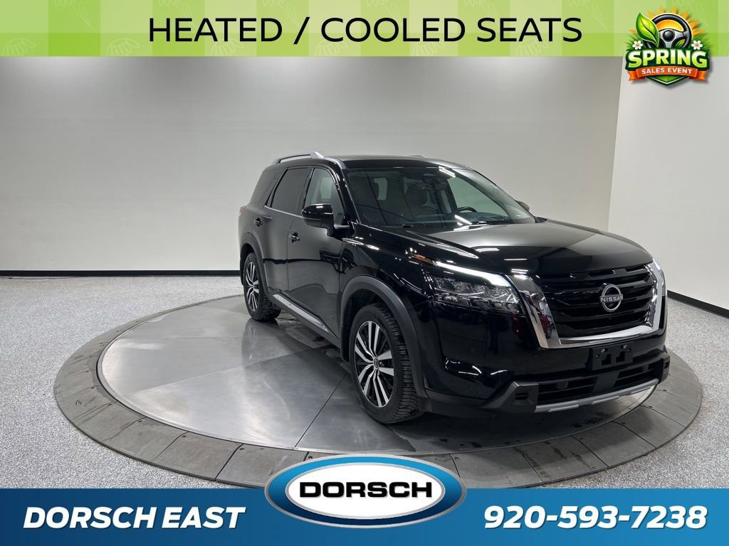 Used 2024 Nissan Pathfinder Platinum image 7