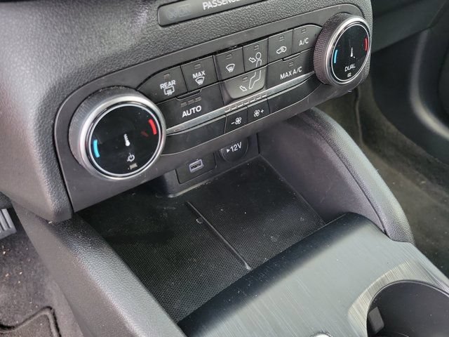 Certified 2023 Ford Escape Active FWD image 17