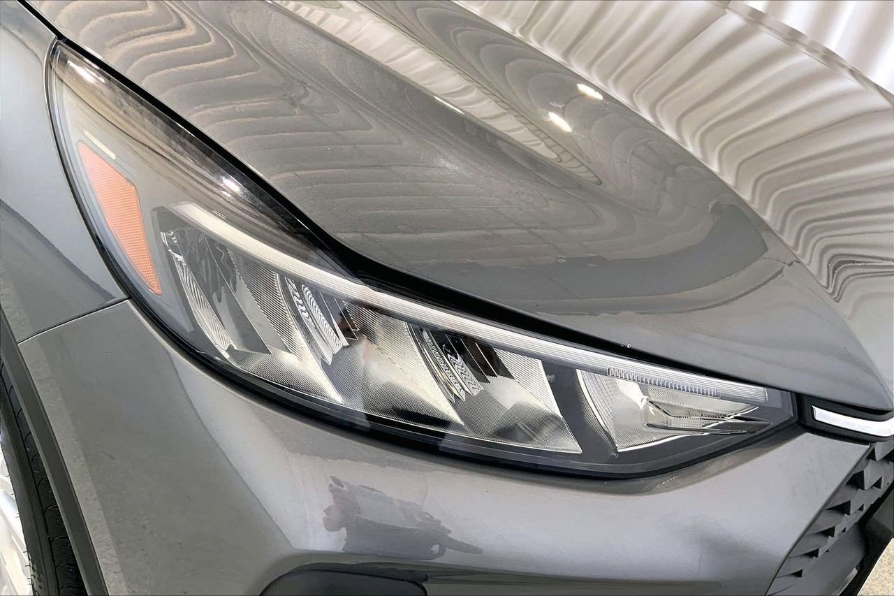 Certified 2024 Ford Escape Active AWD/4WD image 28