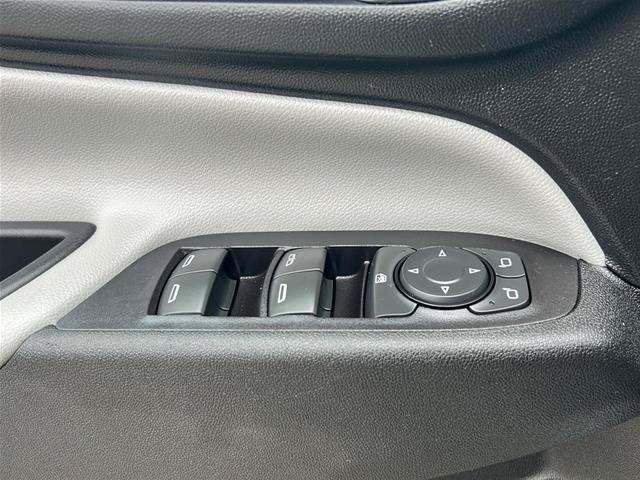 Used 2024 Chevrolet Equinox LT AWD/4WD image 25