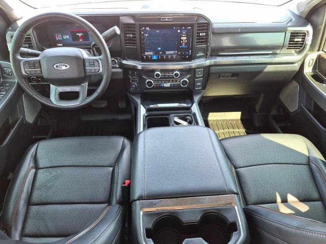 Certified 2025 Ford F250 Lariat w/ Black Appearance Package AWD/4WD image 29