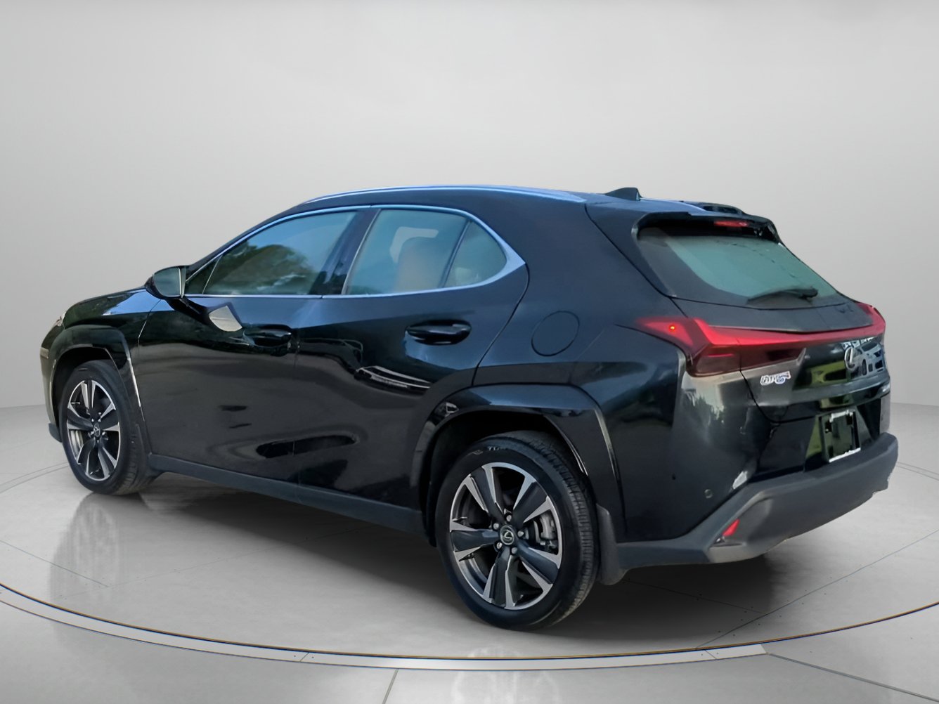 Used 2025 Lexus UX 300h FWD w/ Cold Area Package image 20
