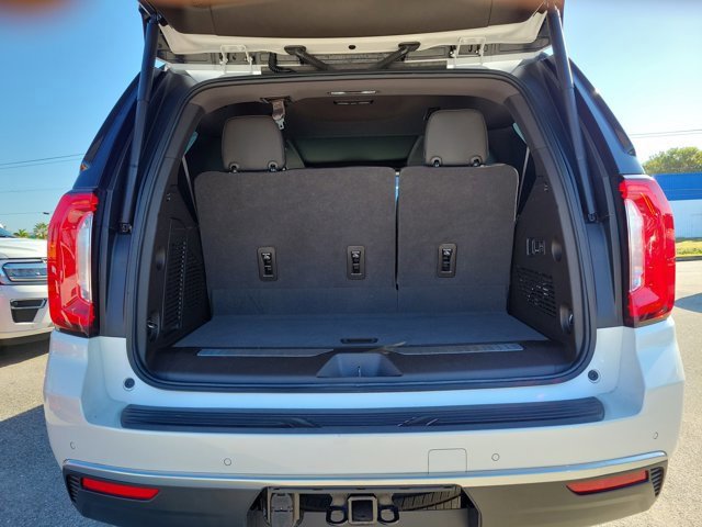 Used 2023 GMC Yukon Denali image 15