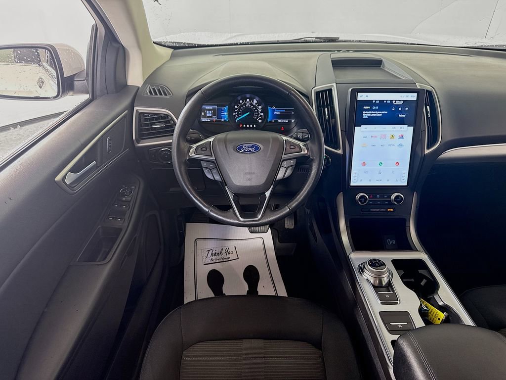 Certified 2022 Ford Edge SEL AWD/4WD image 3