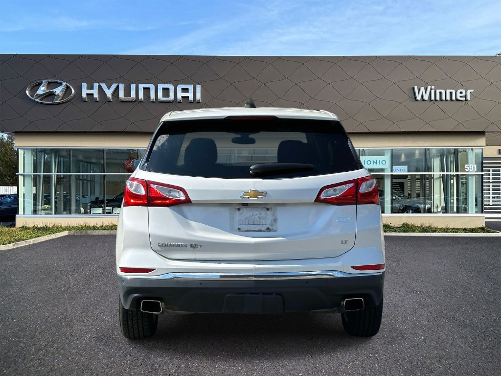 Used 2018 Chevrolet Equinox LT FWD image 3