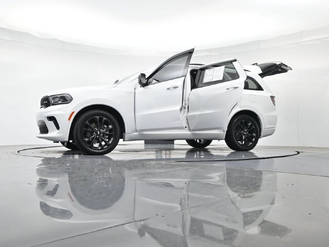 Used 2025 Dodge Durango GT w/ Blacktop Package RWD image 53