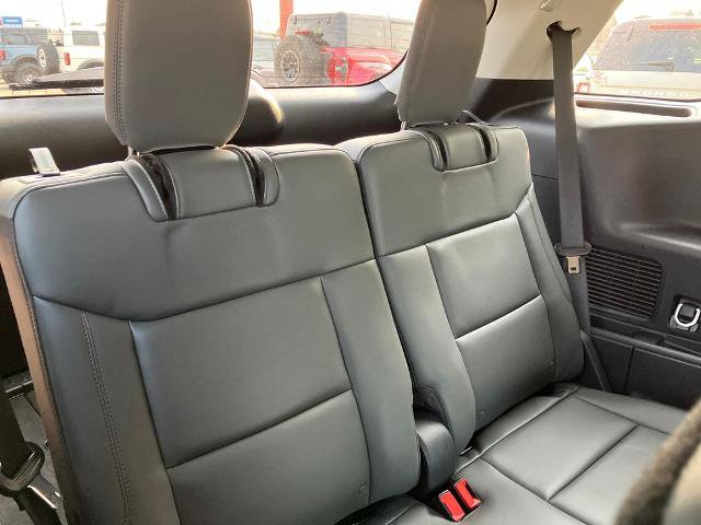 Certified 2025 Ford Explorer Active w/ Active Comfort Package AWD/4WD image 18