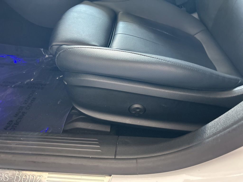 Used 2022 Mercedes-Benz CLA 250 4MATIC w/ Premium Package Lite image 42