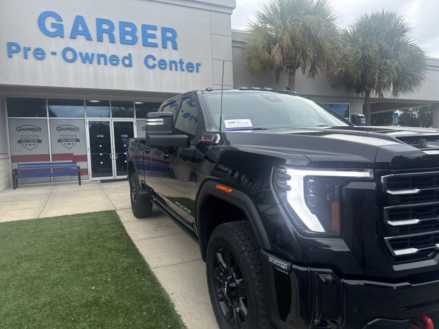 Used 2026 GMC Sierra 2500 AT4 w/ AT4 Premium Plus Package AWD/4WD image 3