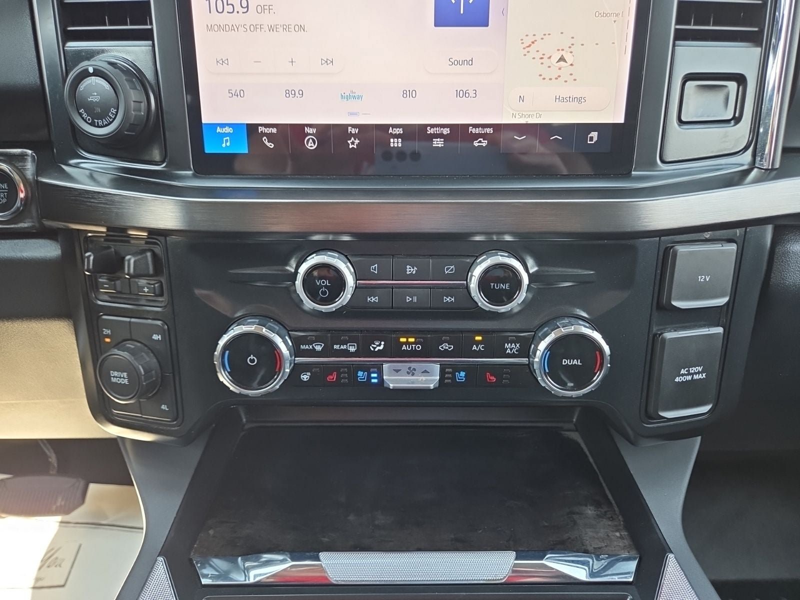 Certified 2024 Ford F250 Lariat w/ Lariat Ultimate Package AWD/4WD image 33