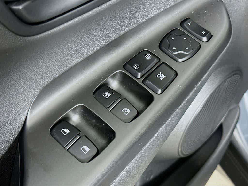 Used 2020 Hyundai Kona SEL FWD image 27