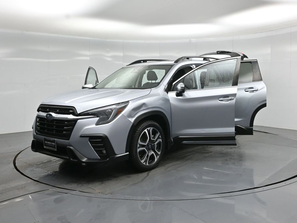 Used 2023 Subaru Ascent Limited w/ Technology Package AWD/4WD image 32
