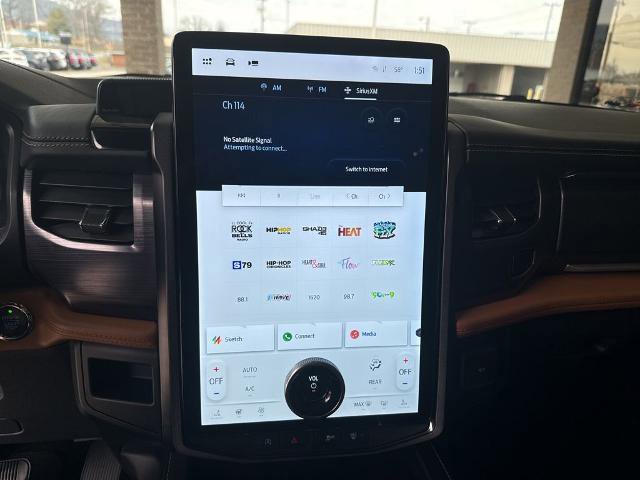 Certified 2022 Ford Expedition Platinum image 12