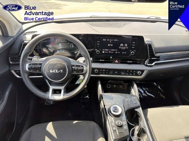 Used 2023 Kia Sportage LX AWD/4WD image 9