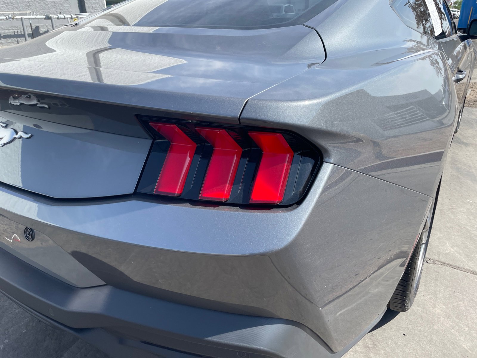 Certified 2025 Ford Mustang Coupe RWD image 31