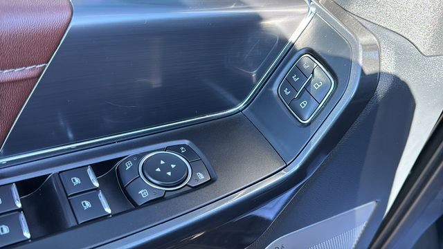 Certified 2022 Ford F150 Lariat w/ Equipment Group 502A High image 11