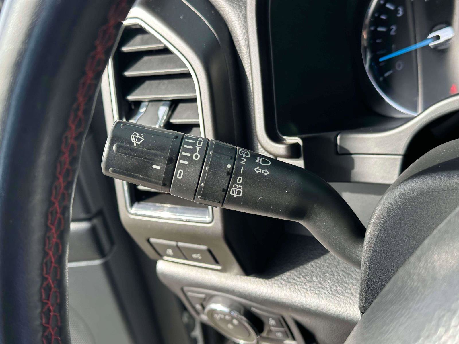 Certified 2021 Ford Expedition Limited image 24