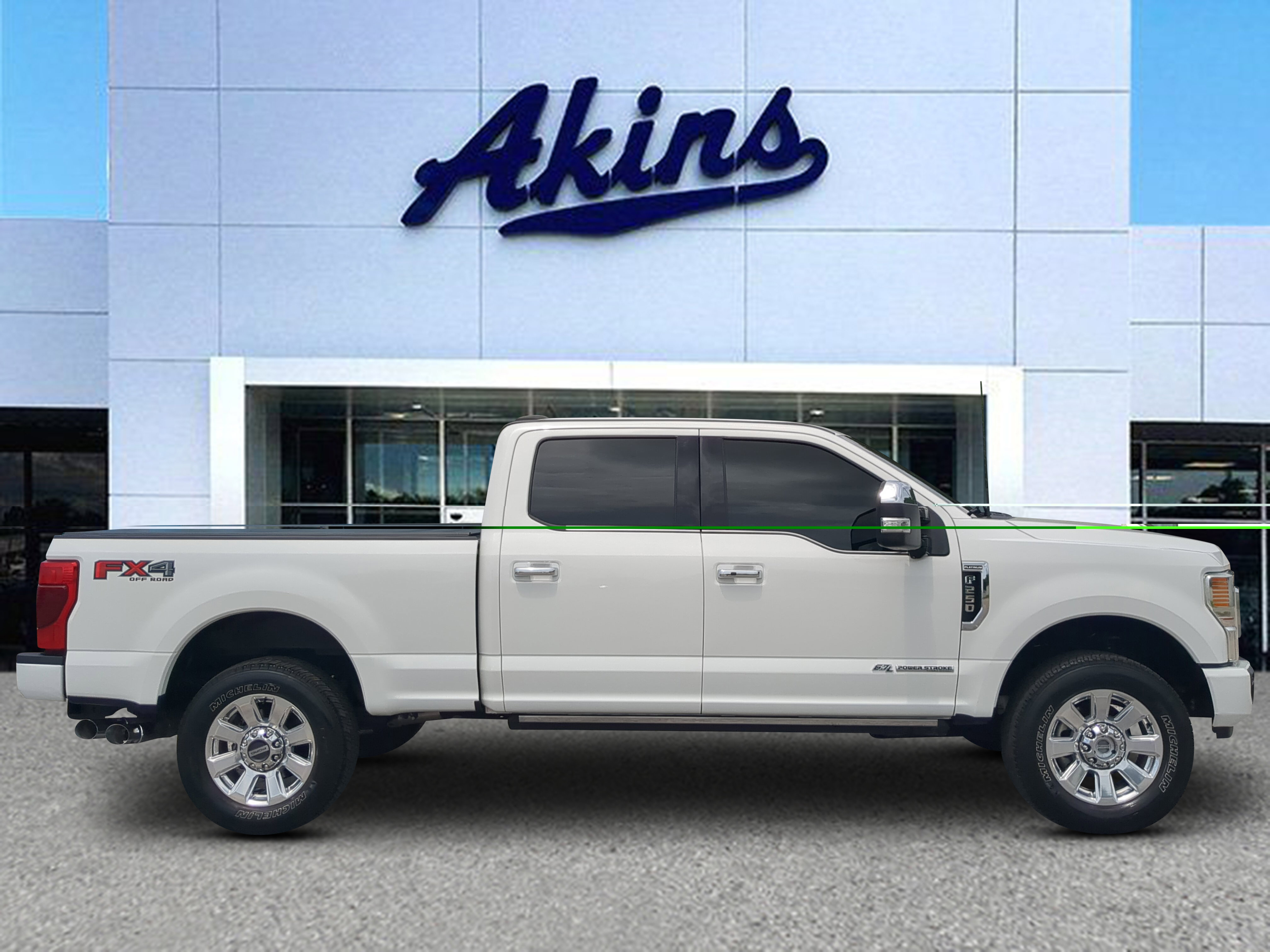 Certified 2022 Ford F250 Platinum AWD/4WD image 1