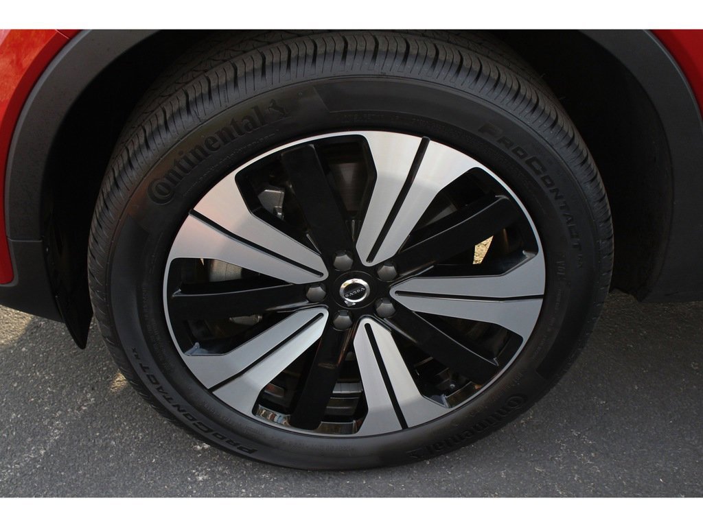 Used 2023 Volvo C40 P8 Recharge Plus image 29