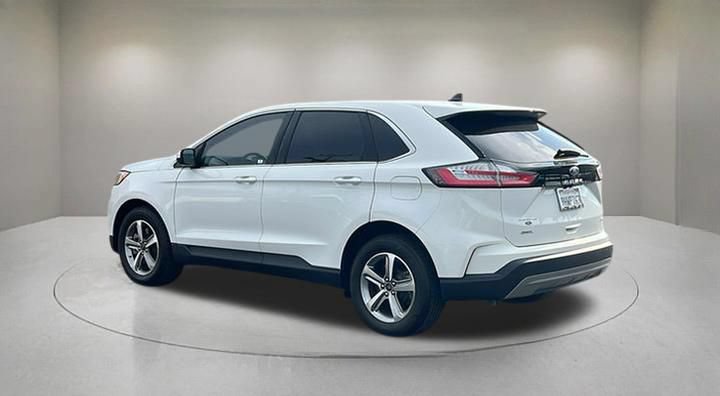 Certified 2024 Ford Edge SEL w/ Convenience Package AWD/4WD image 4