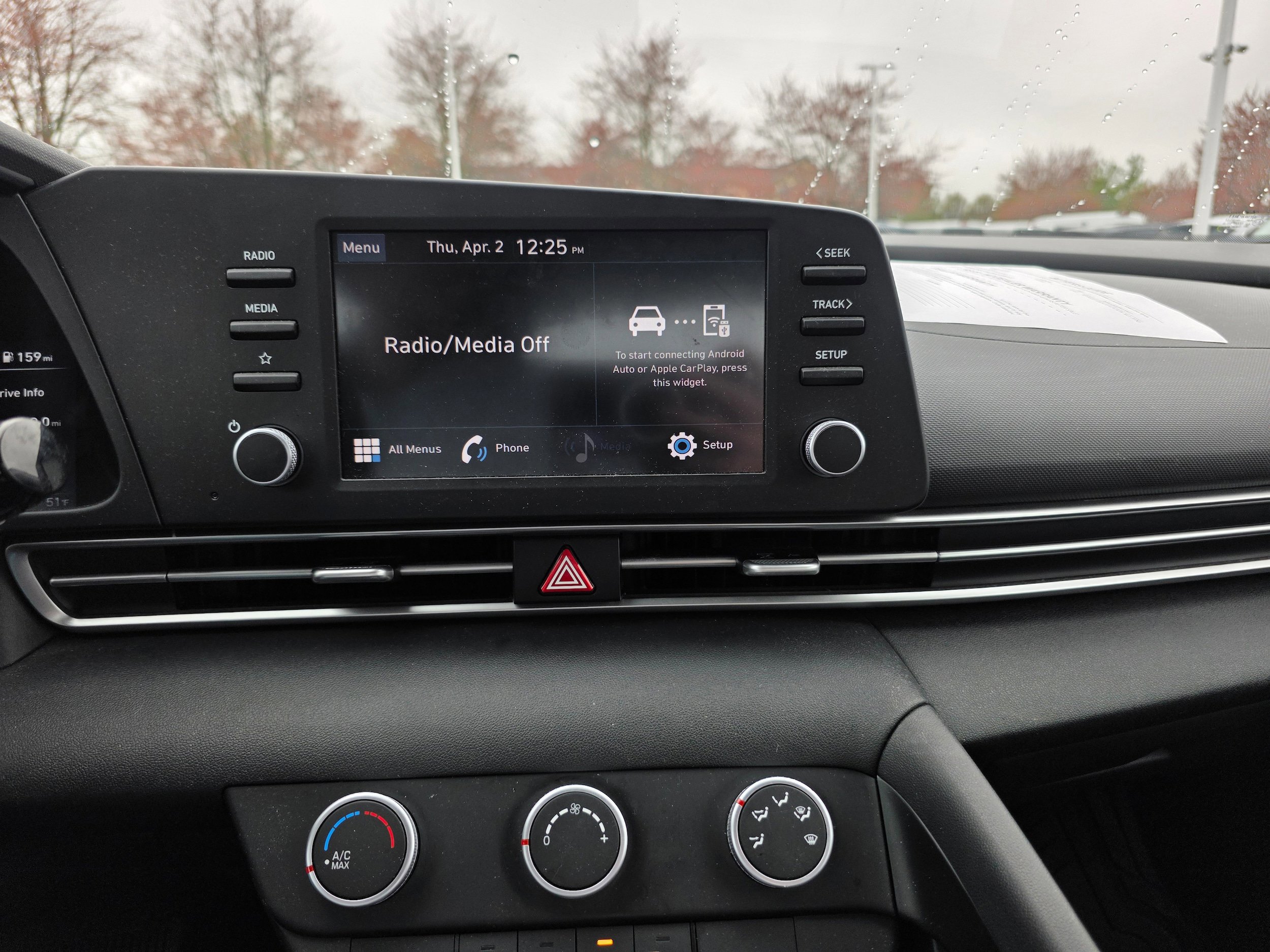 Used 2023 Hyundai Elantra SE FWD image 10