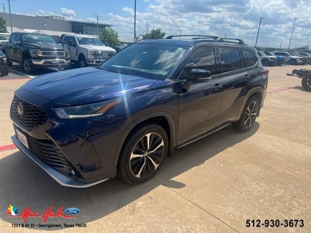 Used 2022 Toyota Highlander XSE